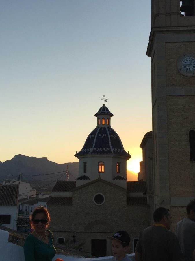 Altea, Callejeando Por Su Casco Antiguo. ภายนอก รูปภาพ
